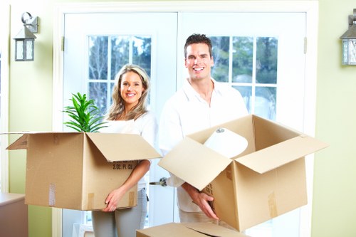 Local Sutton truck hire for furniture and box transport